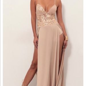 Tulum lace maxi dress in champagne